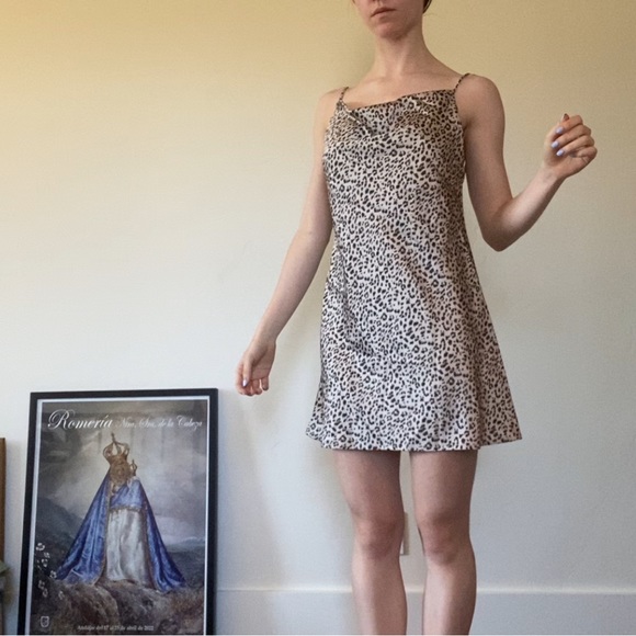 Princess Polly cheetah satin cowl slip dress! 🐆💖 - Picture 5 of 5